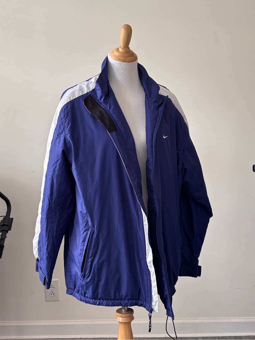 Nike Vintage Blue Navy Windbreaker with White Stripe